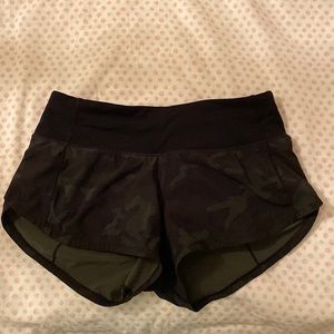 LULULEMON CAMO SPEED UPS* SUPER RARE**